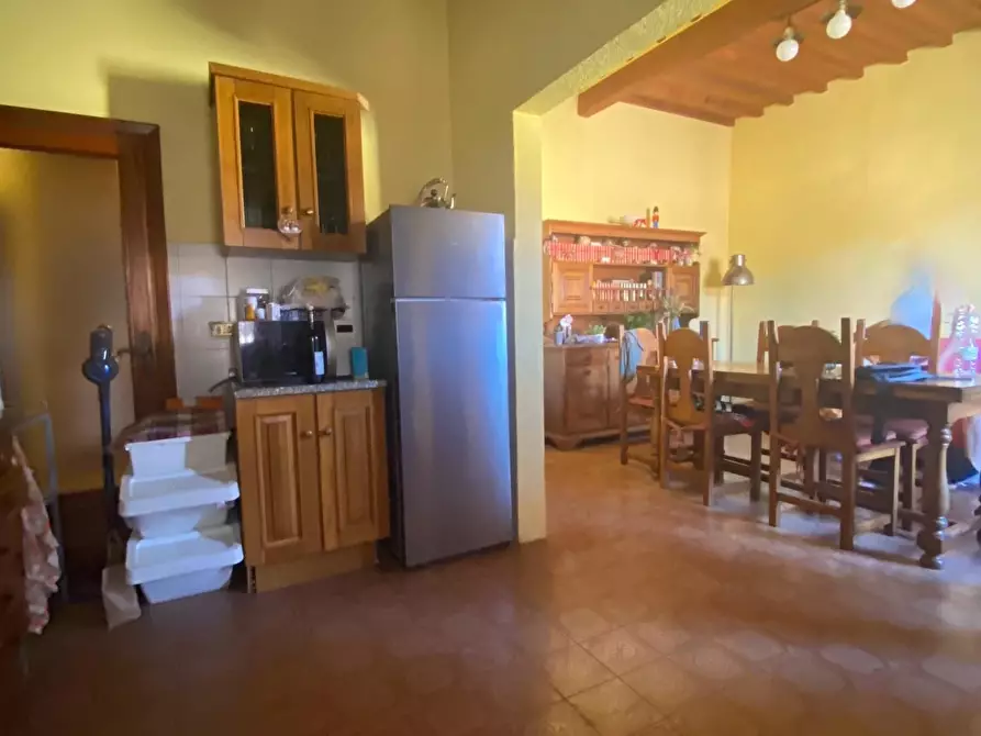 Immagine 12 di Appartamento in vendita  a Lastra A Signa