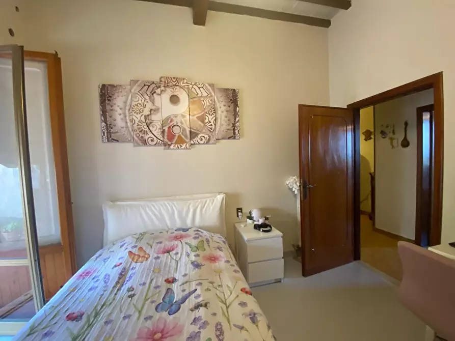 Immagine 24 di Appartamento in vendita  a Lastra A Signa