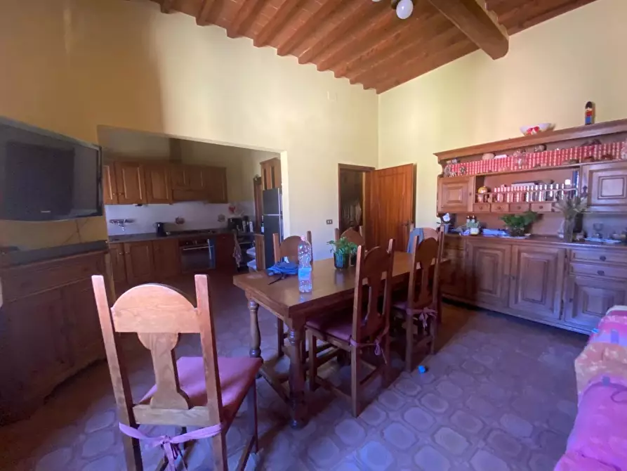 Immagine 30 di Appartamento in vendita  a Lastra A Signa