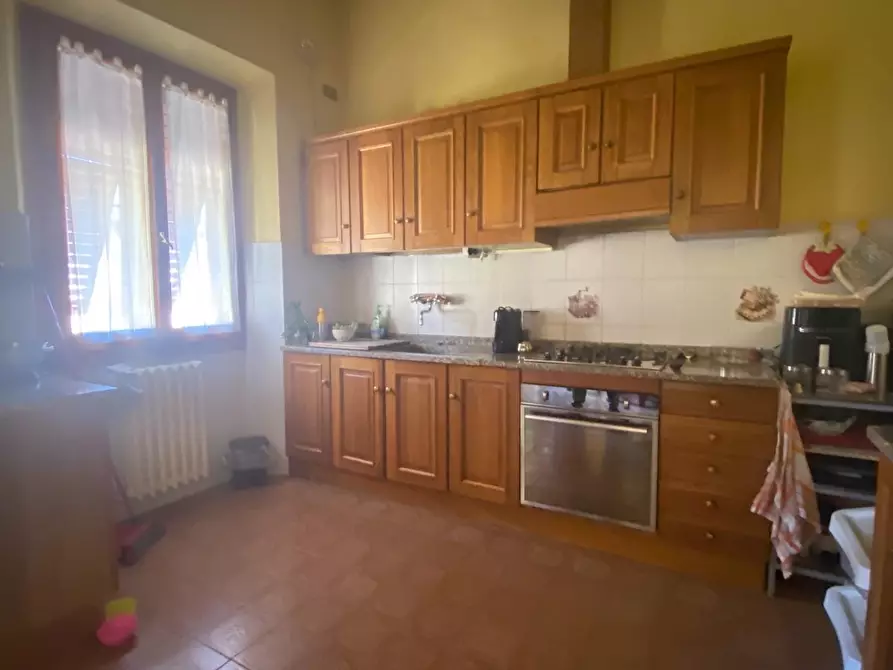 Immagine 11 di Appartamento in vendita  a Lastra A Signa