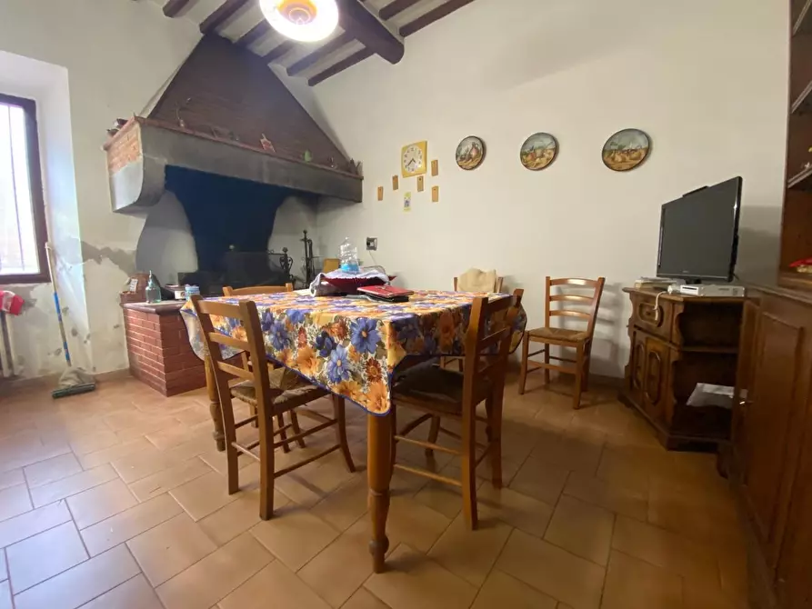 Immagine 1 di Appartamento in vendita  a Lastra A Signa