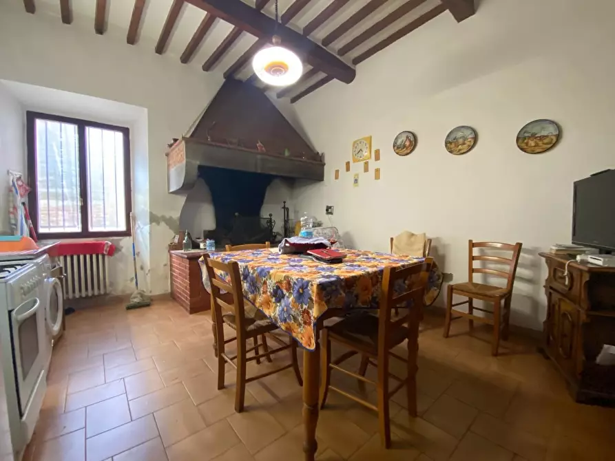 Immagine 2 di Appartamento in vendita  a Lastra A Signa