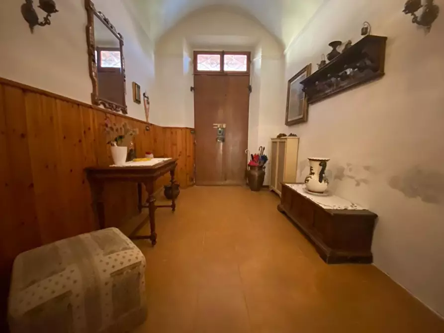 Immagine 6 di Appartamento in vendita  a Lastra A Signa