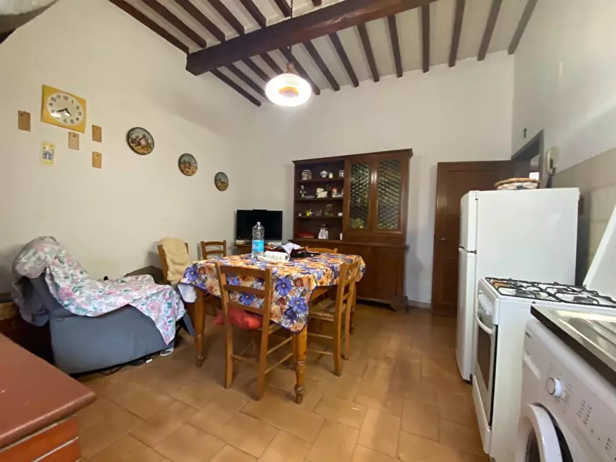 Immagine 3 di Appartamento in vendita  a Lastra A Signa