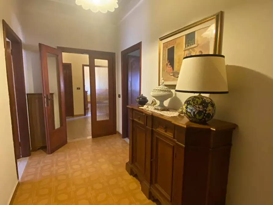 Immagine 26 di Appartamento in vendita  a Lastra A Signa