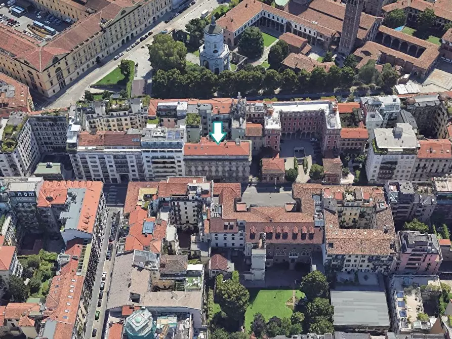 Immagine 3 di Appartamento in vendita  a Milano