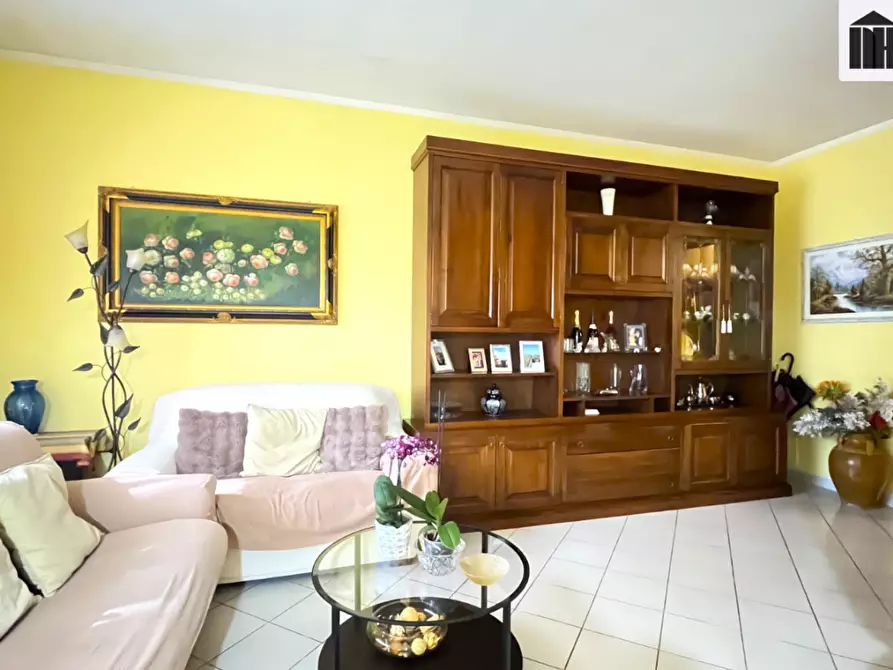 Immagine 8 di Appartamento in vendita  a Santa Croce Sull'arno