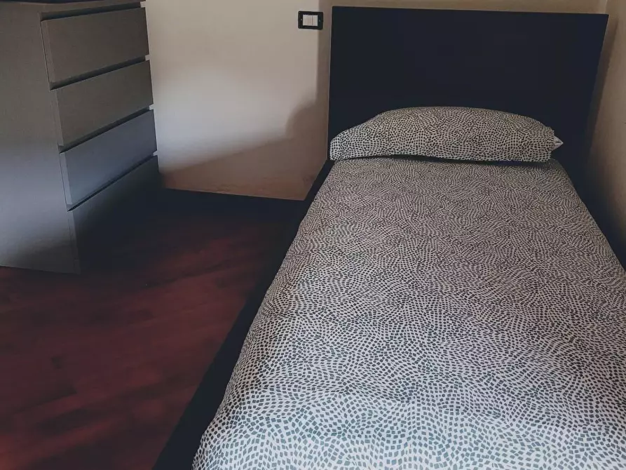 Immagine 5 di Appartamento in vendita  a Massa