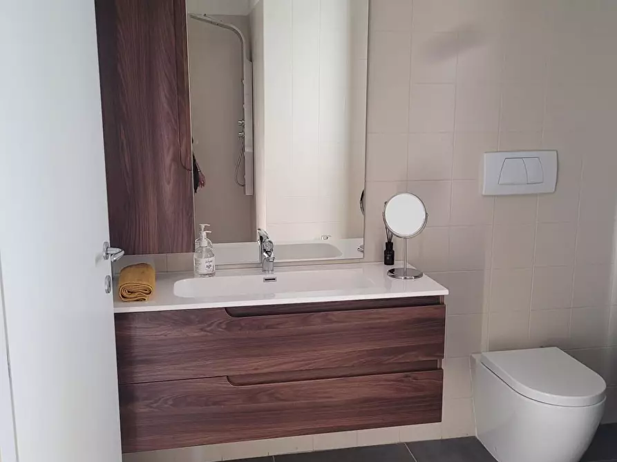 Immagine 9 di Appartamento in vendita  a Massa