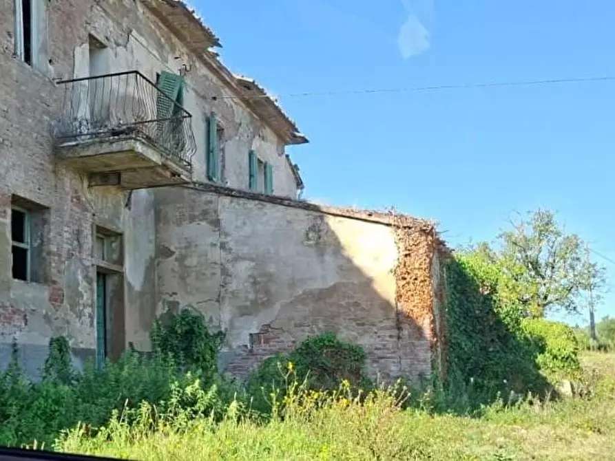 Immagine 4 di Casa colonica in vendita  a Capannoli