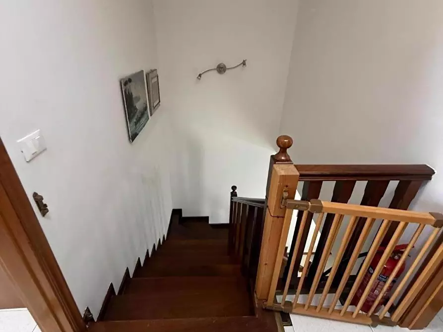 Immagine 35 di Terratetto in vendita  a Massa