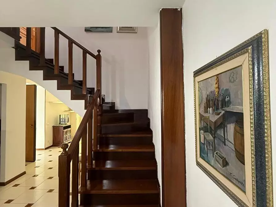 Immagine 18 di Terratetto in vendita  a Massa