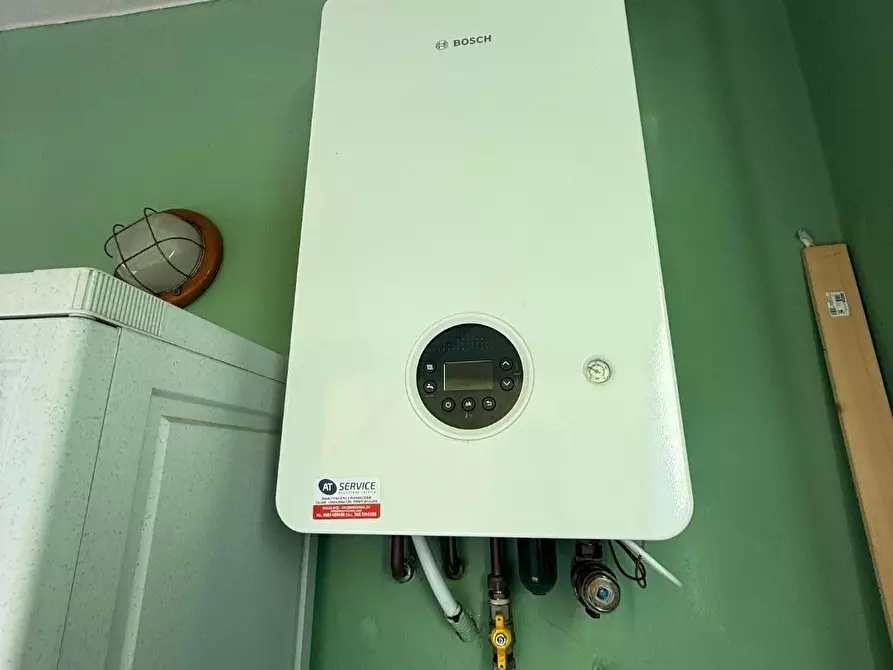 Immagine 41 di Terratetto in vendita  a Massa