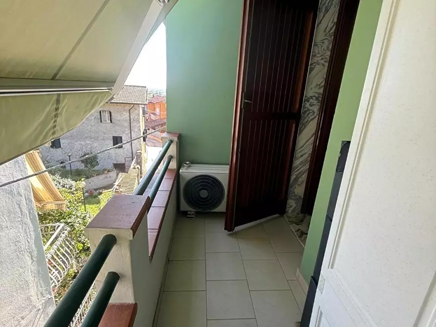 Immagine 42 di Terratetto in vendita  a Massa