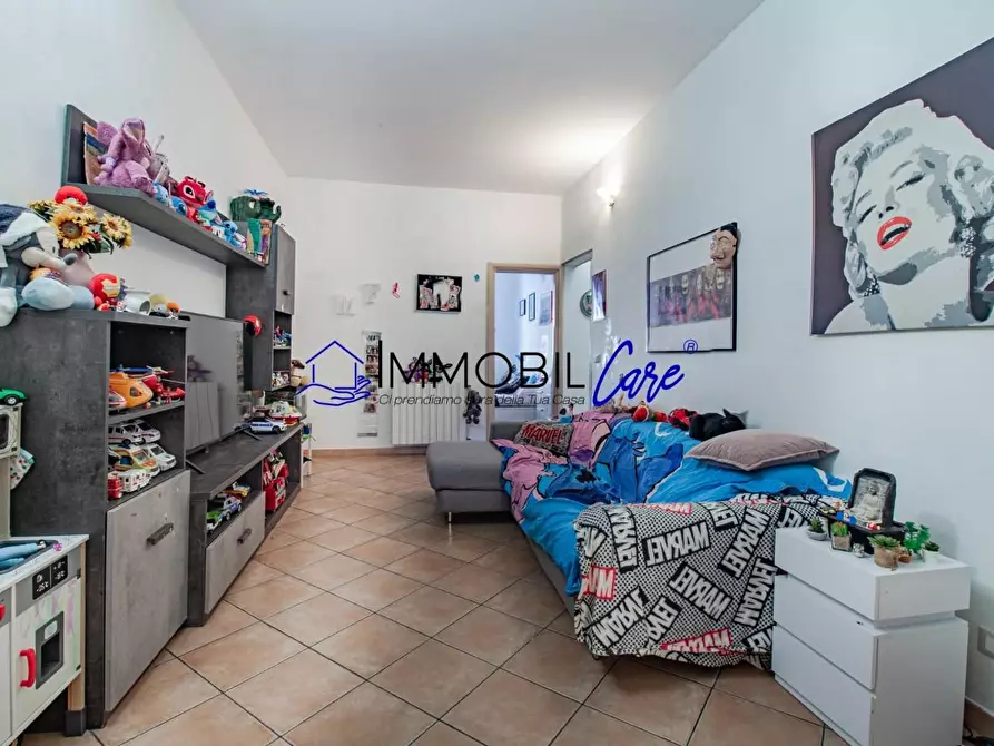 Immagine 10 di Appartamento in vendita  a Livorno