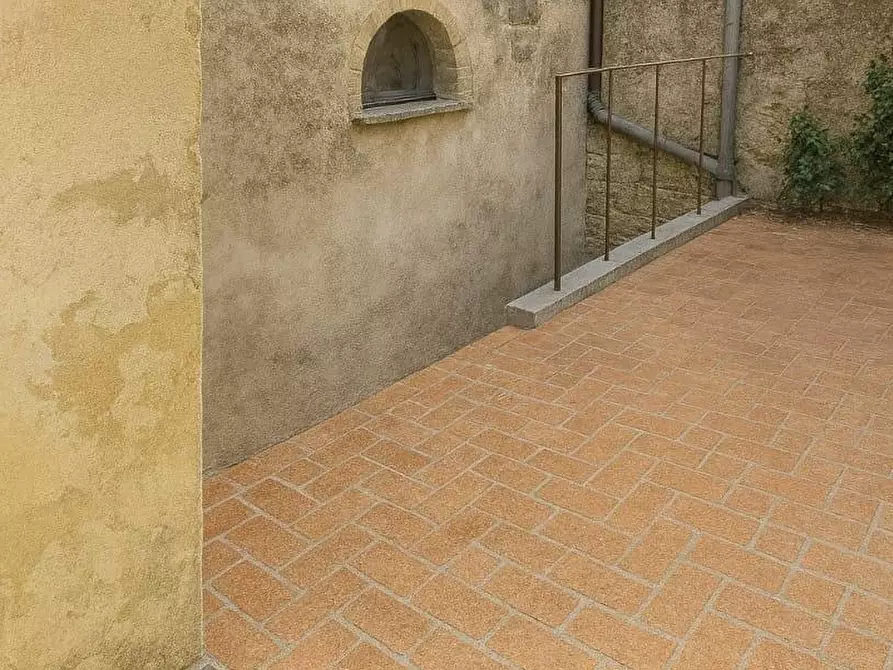 Immagine 19 di Appartamento in vendita  a Montalcino