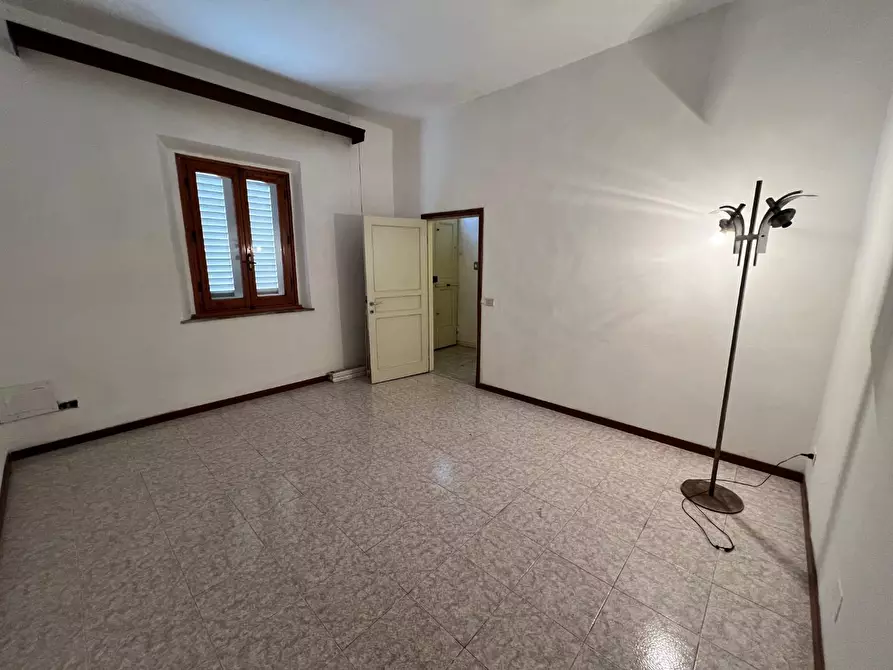 Immagine 17 di Terratetto in vendita  a Capraia E Limite