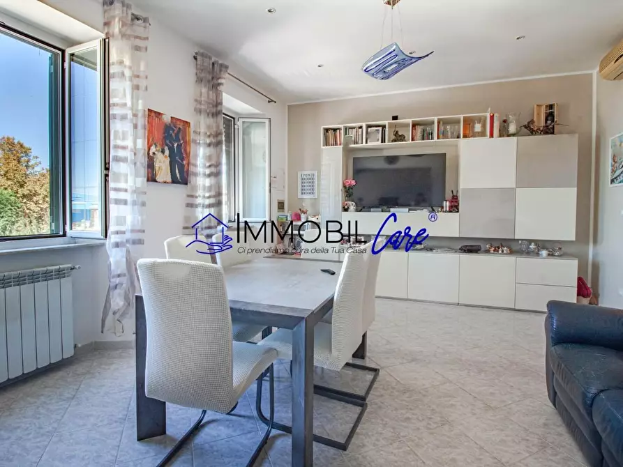 Immagine 4 di Appartamento in vendita  a Livorno