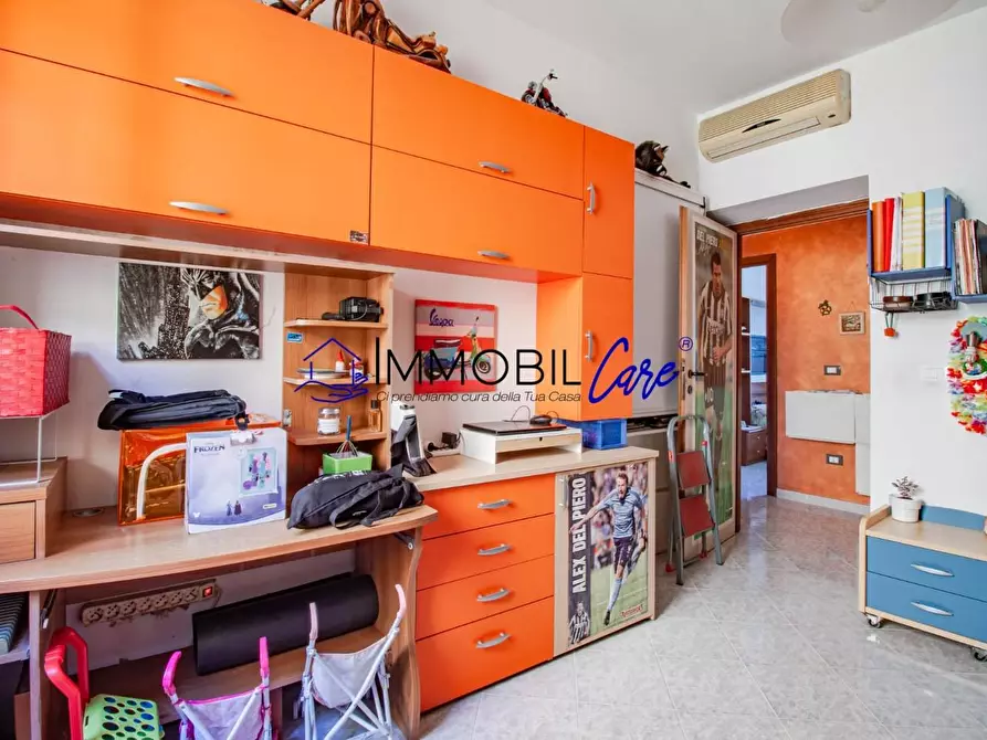 Immagine 14 di Appartamento in vendita  a Livorno