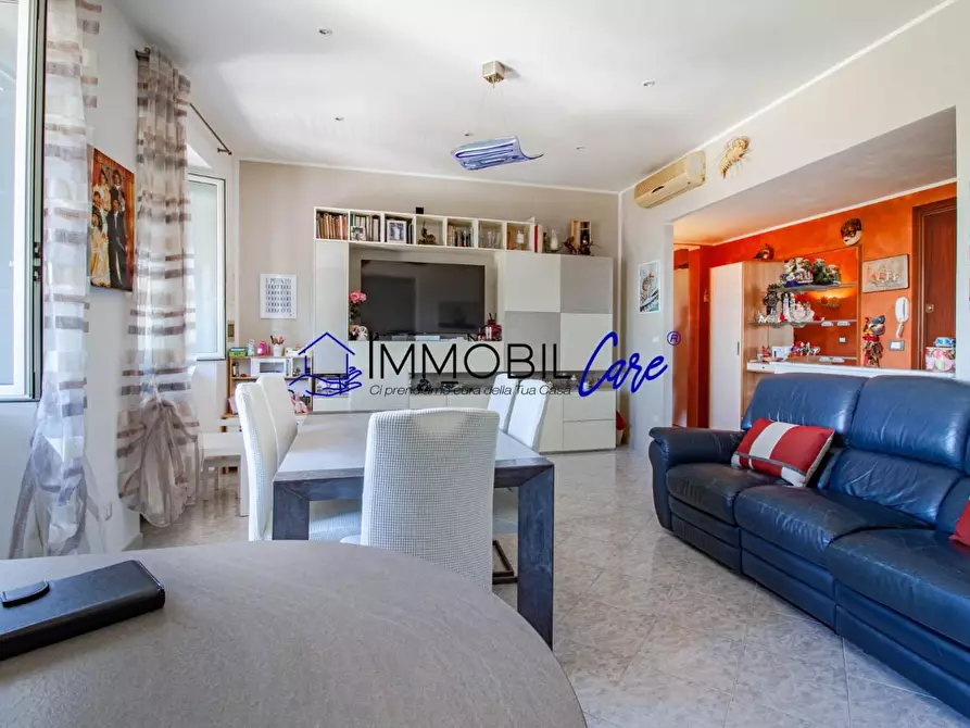 Immagine 3 di Appartamento in vendita  a Livorno