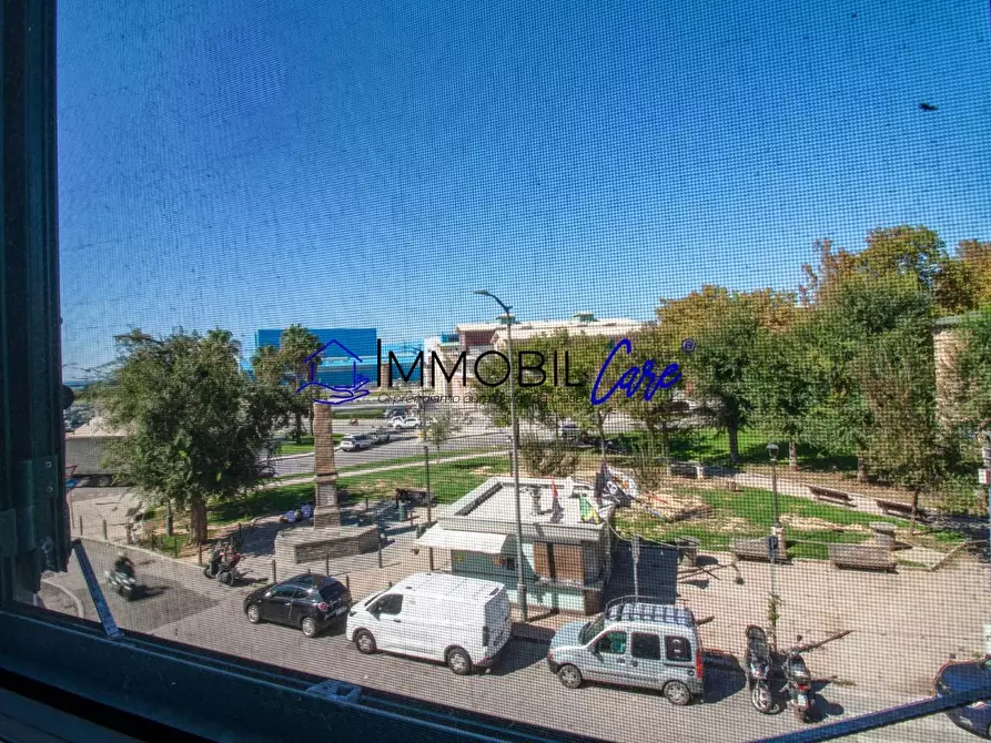 Immagine 5 di Appartamento in vendita  a Livorno