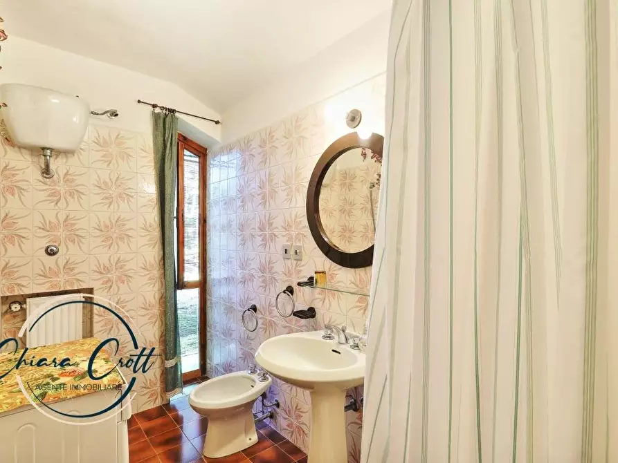 Immagine 28 di Villa in vendita  a Livorno