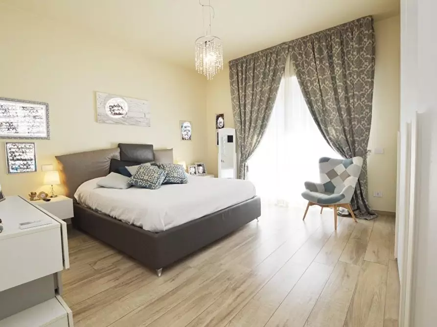 Immagine 13 di Villa in vendita  a Capannori