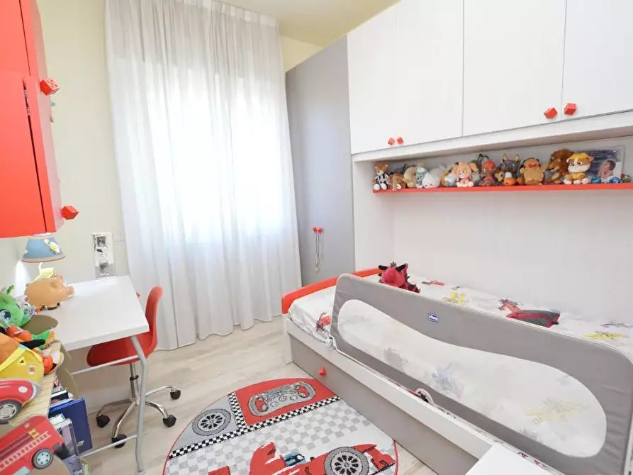 Immagine 17 di Villa in vendita  a Capannori