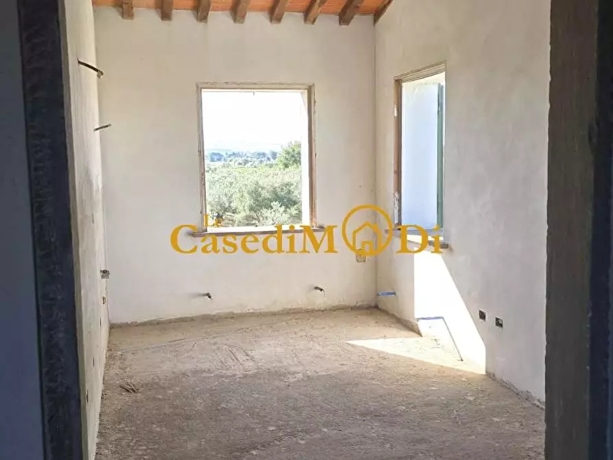 Immagine 13 di Casa colonica in vendita  a Crespina Lorenzana