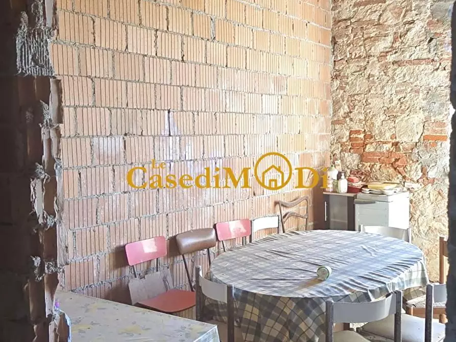 Immagine 26 di Casa colonica in vendita  a Crespina Lorenzana