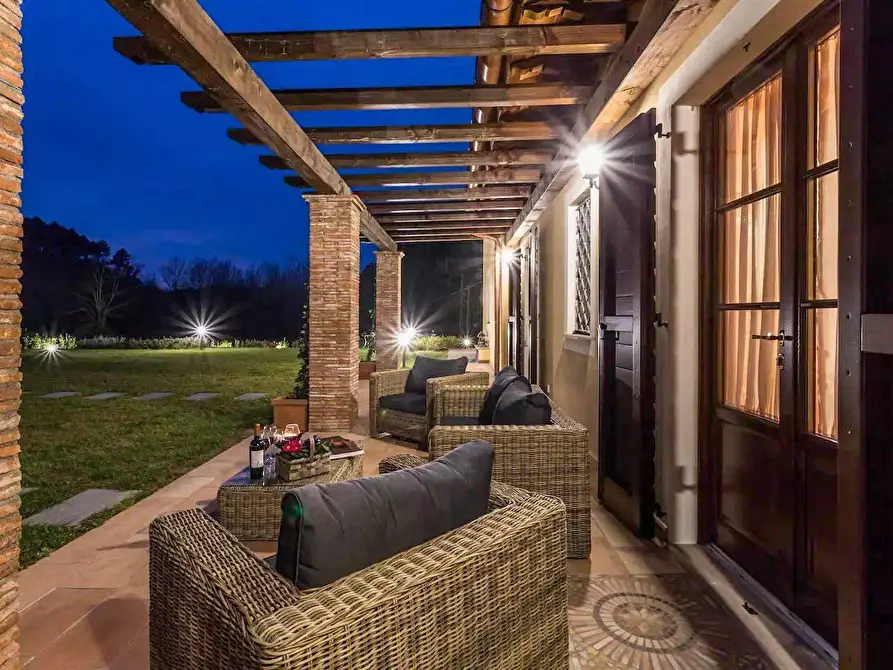 Immagine 25 di Villa in vendita  a Lucca