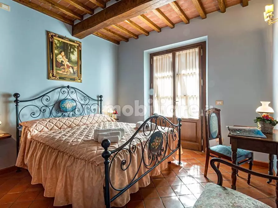 Immagine 16 di Villa in vendita  a Lucca