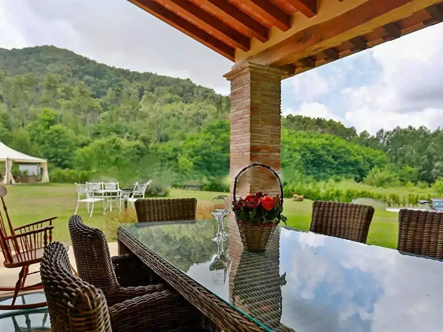 Immagine 23 di Villa in vendita  a Lucca