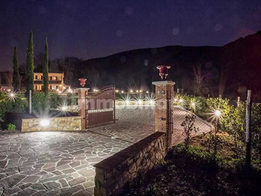 Immagine 31 di Villa in vendita  a Lucca