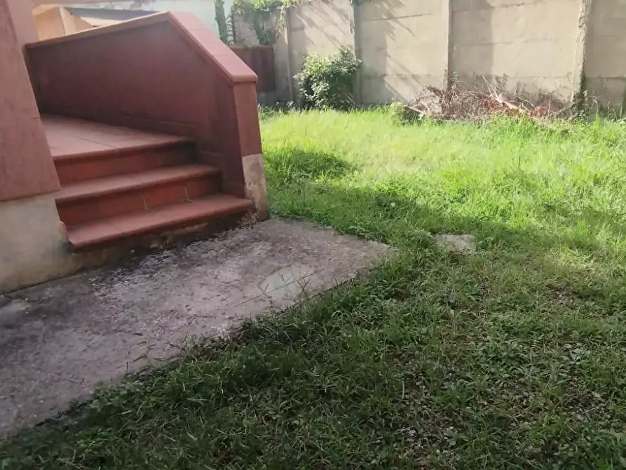 Immagine 14 di Appartamento in affitto  a Massa