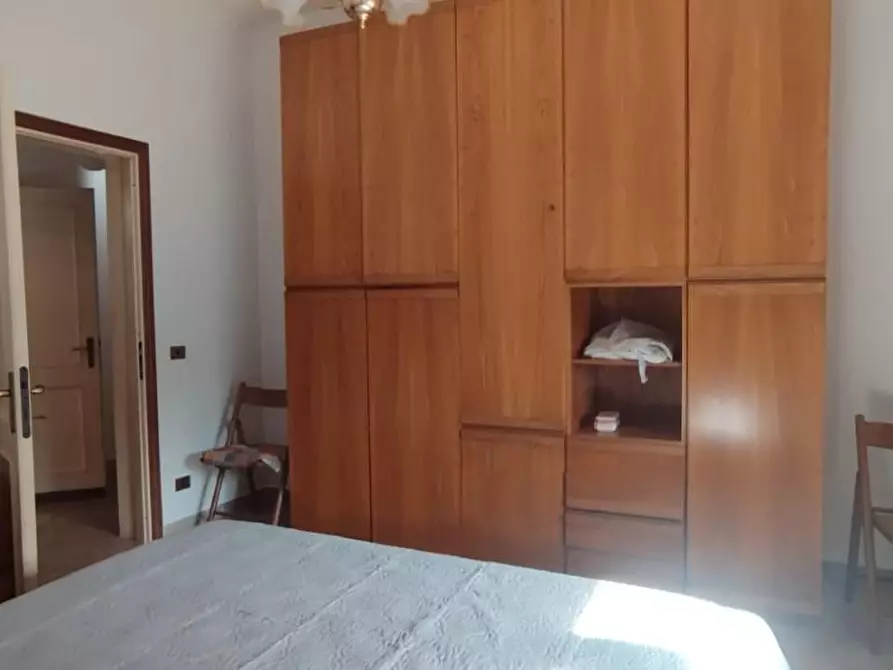 Immagine 9 di Appartamento in affitto  a Massa