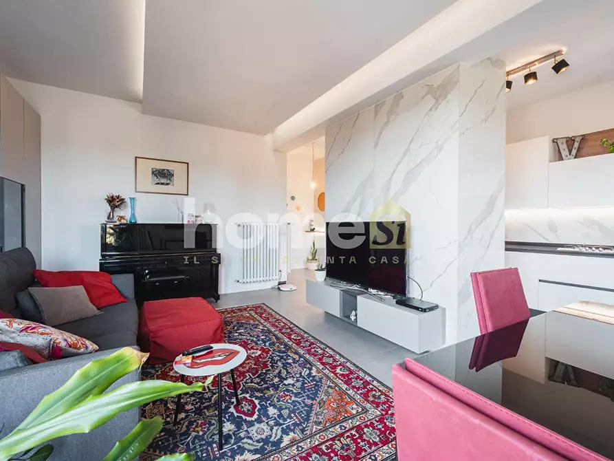 Immagine 10 di Appartamento in vendita  a Modena