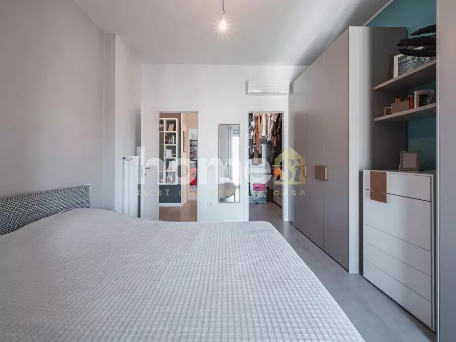 Immagine 16 di Appartamento in vendita  a Modena