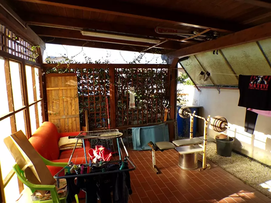 Immagine 22 di Casa bifamiliare in vendita  a Cascina