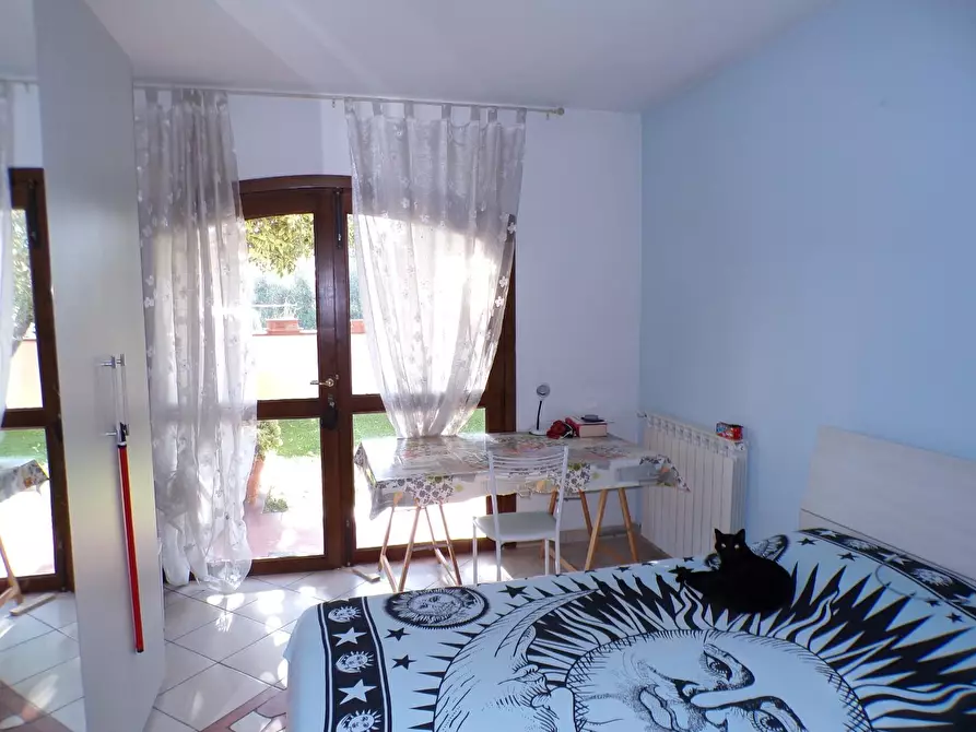 Immagine 14 di Casa bifamiliare in vendita  a Cascina