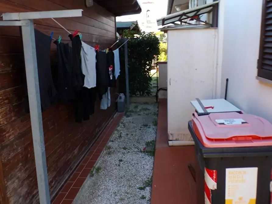 Immagine 21 di Casa bifamiliare in vendita  a Cascina