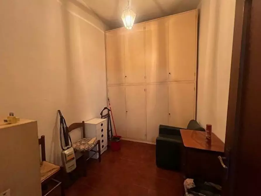 Immagine 16 di Appartamento in affitto  a Siena