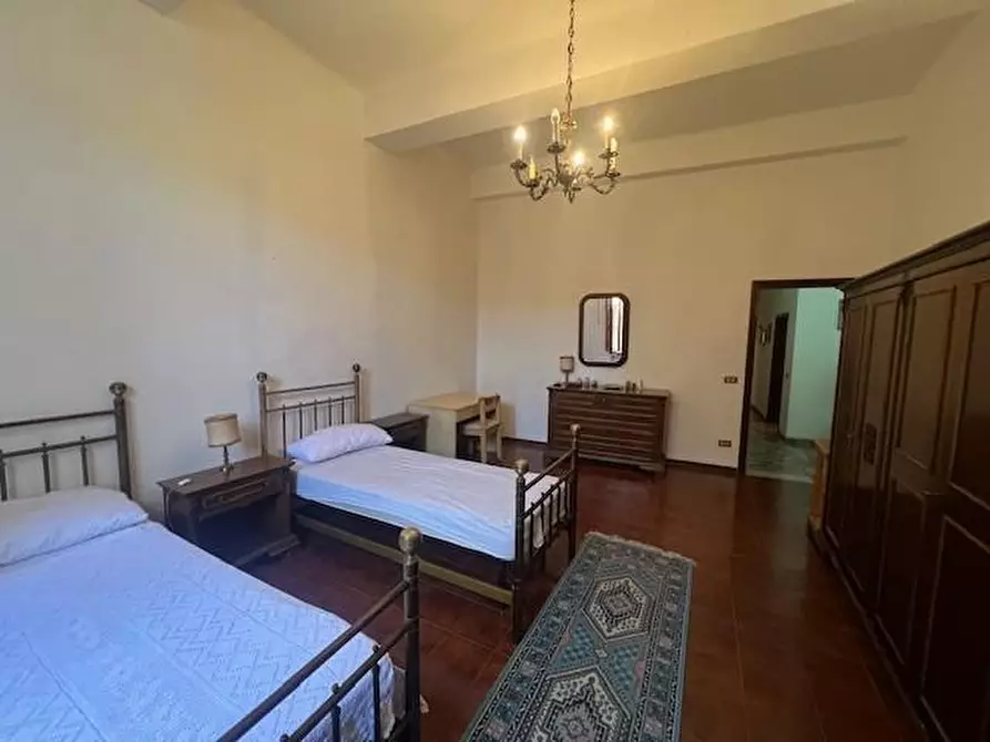 Immagine 12 di Appartamento in affitto  a Siena