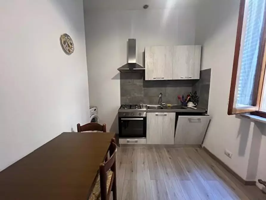 Immagine 9 di Appartamento in affitto  a Siena