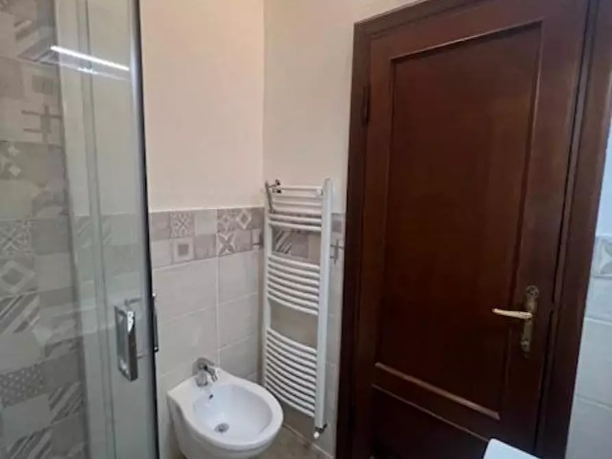 Immagine 19 di Appartamento in affitto  a Siena