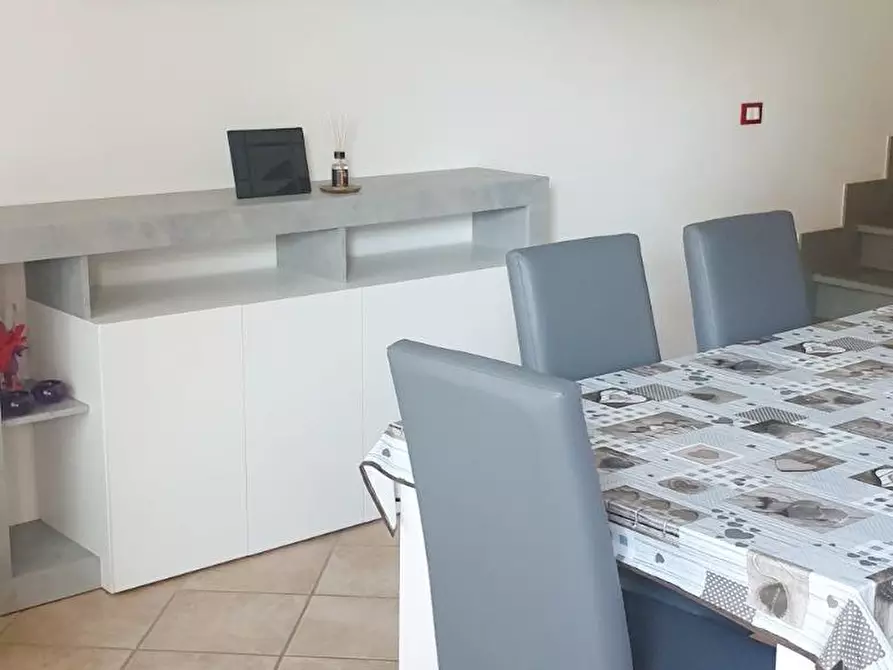 Immagine 30 di Villetta a schiera in affitto  a Pontedera