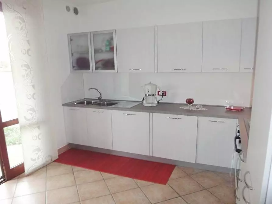 Immagine 3 di Villetta a schiera in affitto  a Pontedera