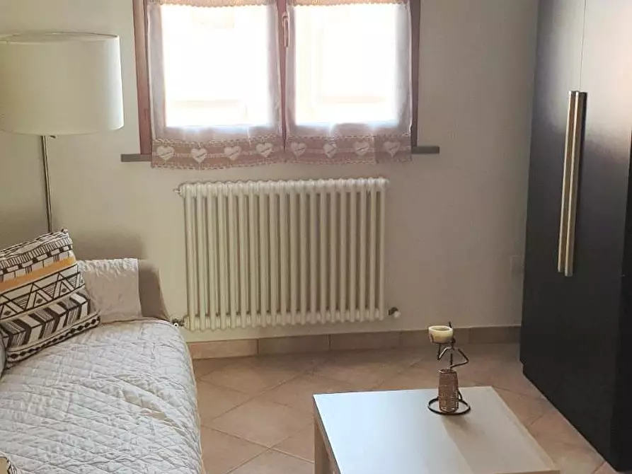 Immagine 15 di Villetta a schiera in affitto  a Pontedera