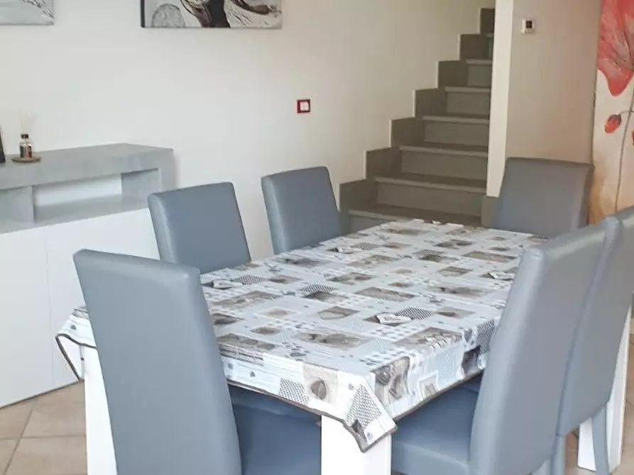 Immagine 31 di Villetta a schiera in affitto  a Pontedera