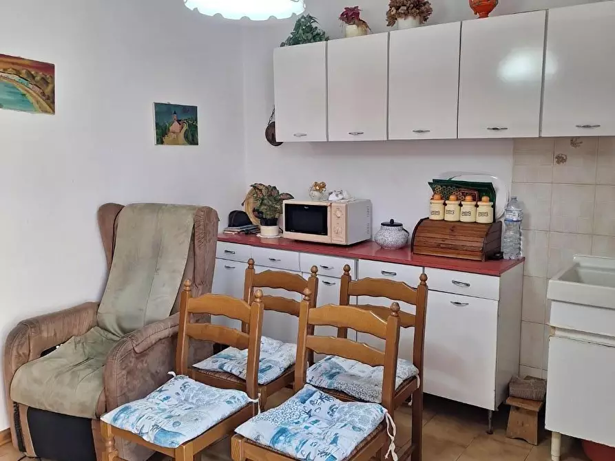 Immagine 5 di Appartamento in vendita  a Collesalvetti